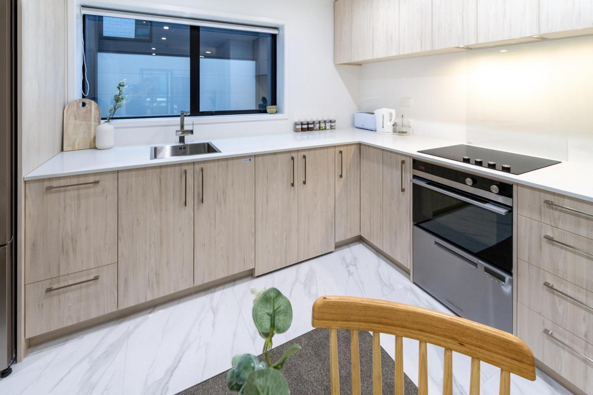 Апартаменти Urban Retreat: 2-Br Gem In Central Крайстчерч Екстер'єр фото